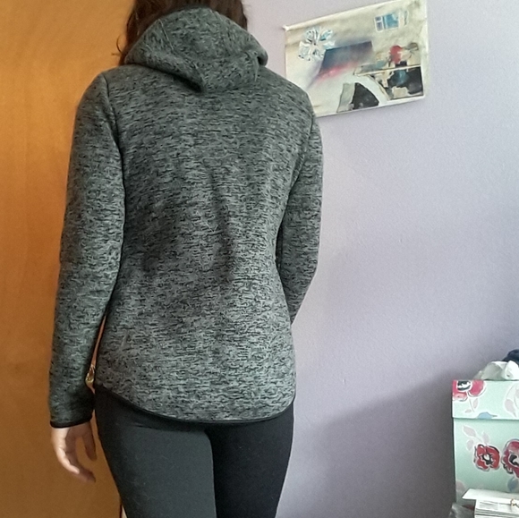 Comfortable Sweatshirt - Picture 3 of 4